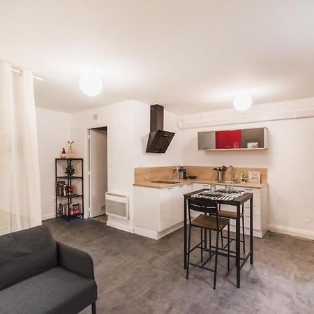 Апартаменты Studio Hyeres Medieval Экстерьер фото